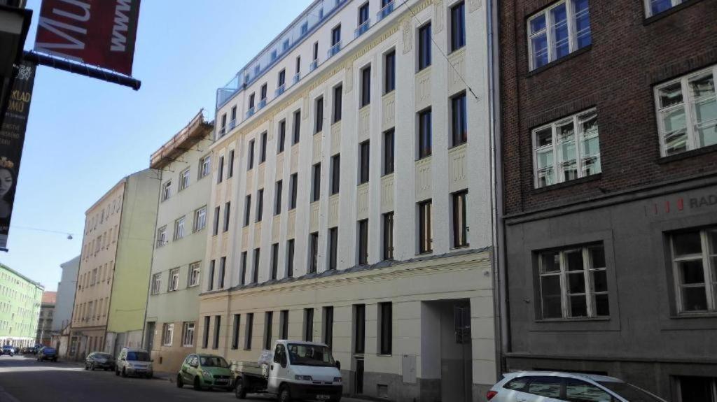 Apartmans In The Center With Privat Parking Apartment Brno Exterior foto